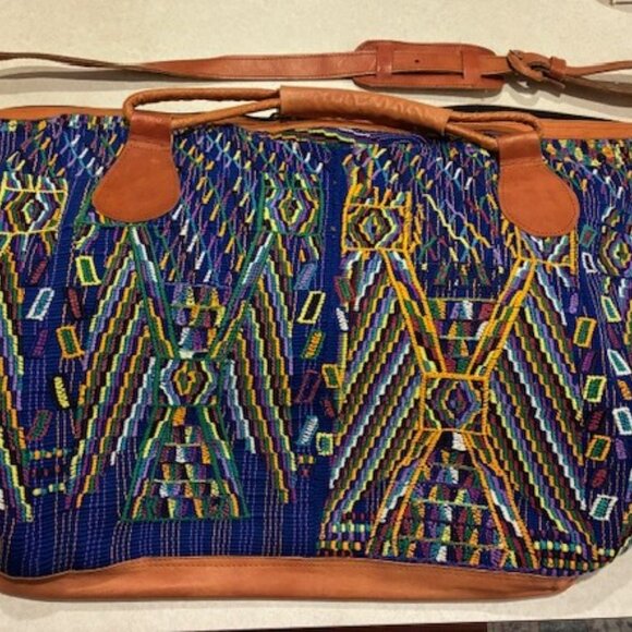 Weekender/Travel Carry On Guatemalan Huipil Colorful Fabric Leather Bag Luggage - Picture 5 of 12